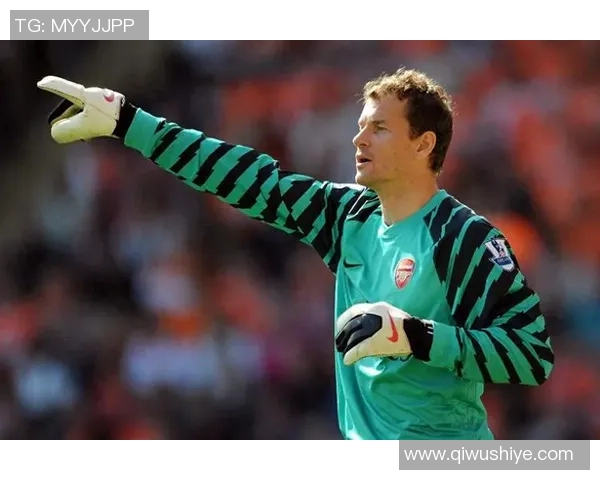 足球场上球星休息时的奇特睡姿和背后的健康秘密