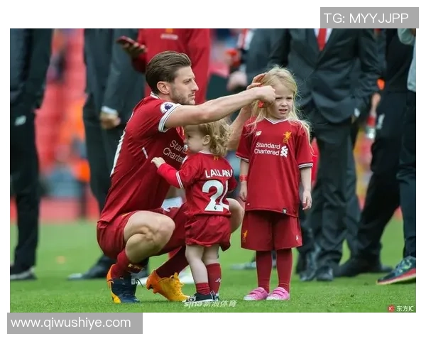足球球星与好友温馨合照展现友情与默契,瞬间定格精彩时刻 足球球星与好友温馨合照展现友情与默契,瞬间定格精彩时刻